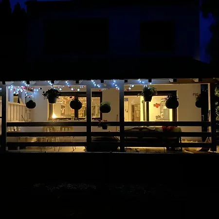 Malania Vendeghaz Σπίτι διακοπών Balatonakarattya
